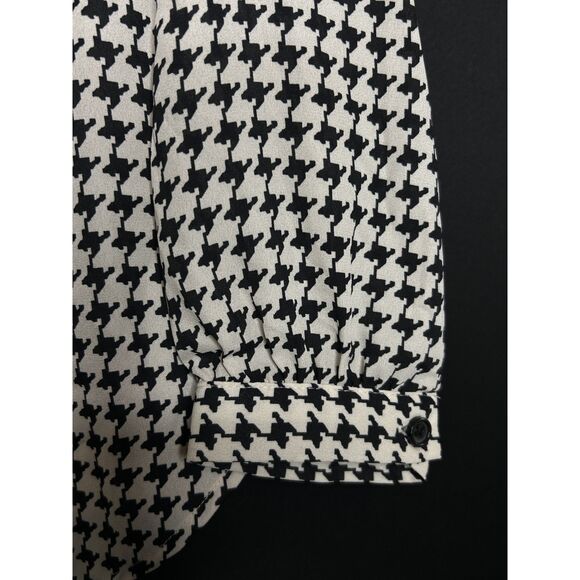 Women's Black and White Houndstooth Businesscore Button Down Blouse - Picture 4 of 7